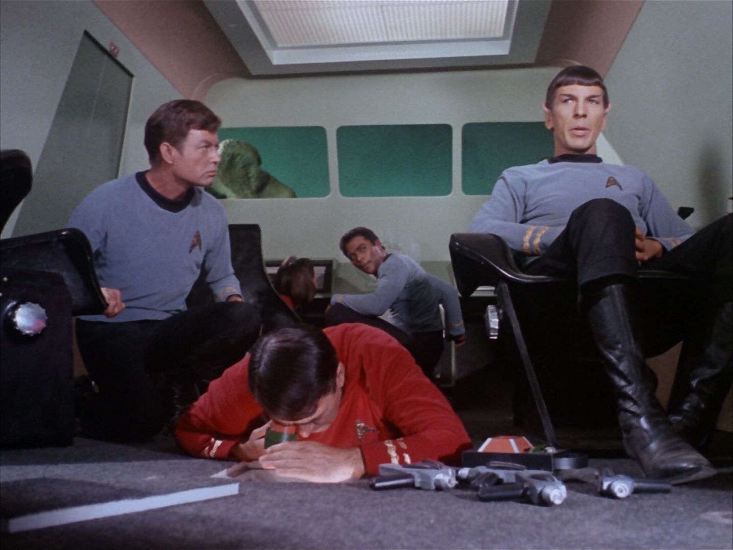 ariane179254_StarTrek_1x16_TheGalileoSeven_2098.jpg