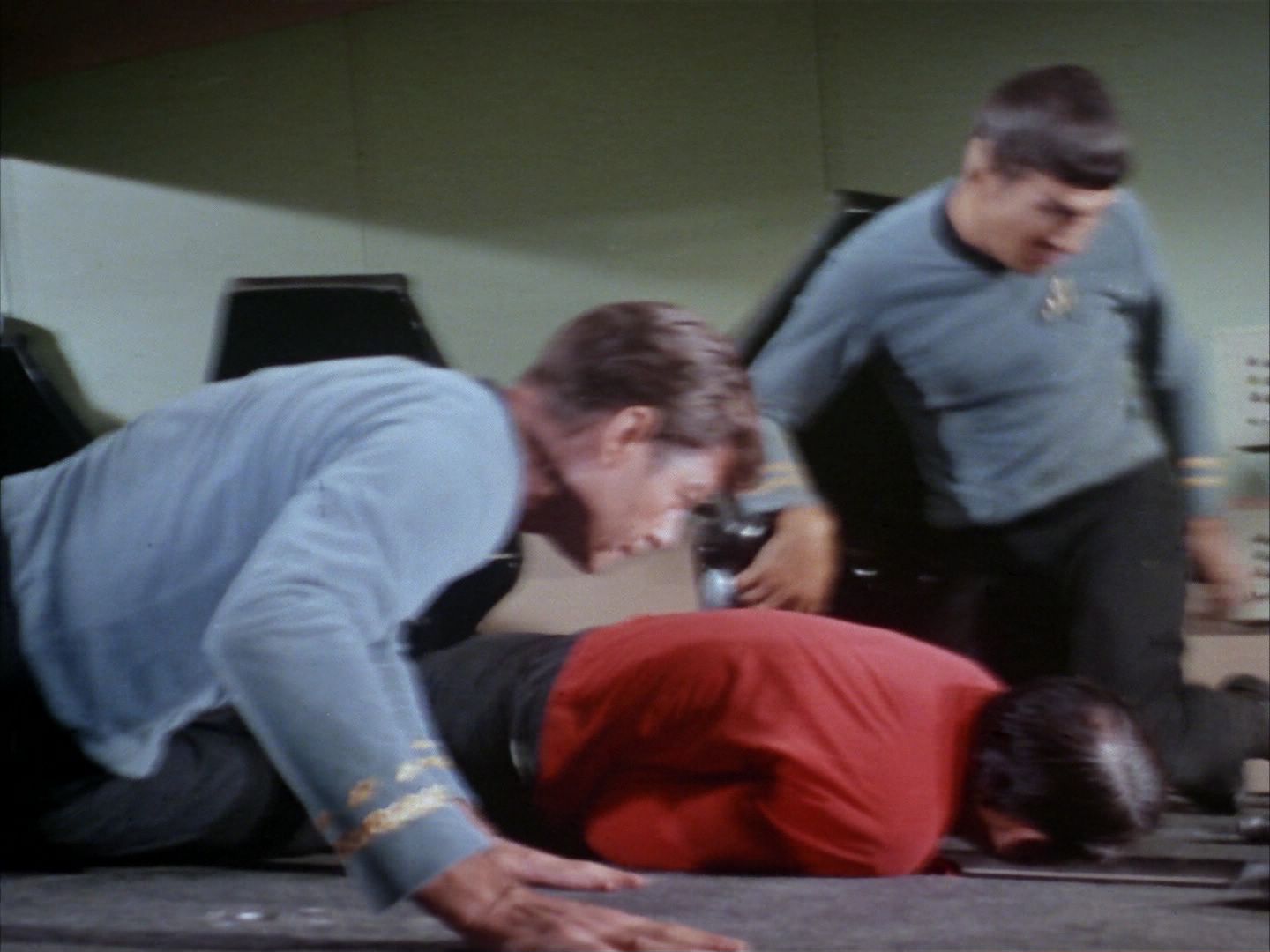 ariane179254_StarTrek_1x16_TheGalileoSeven_2105.jpg