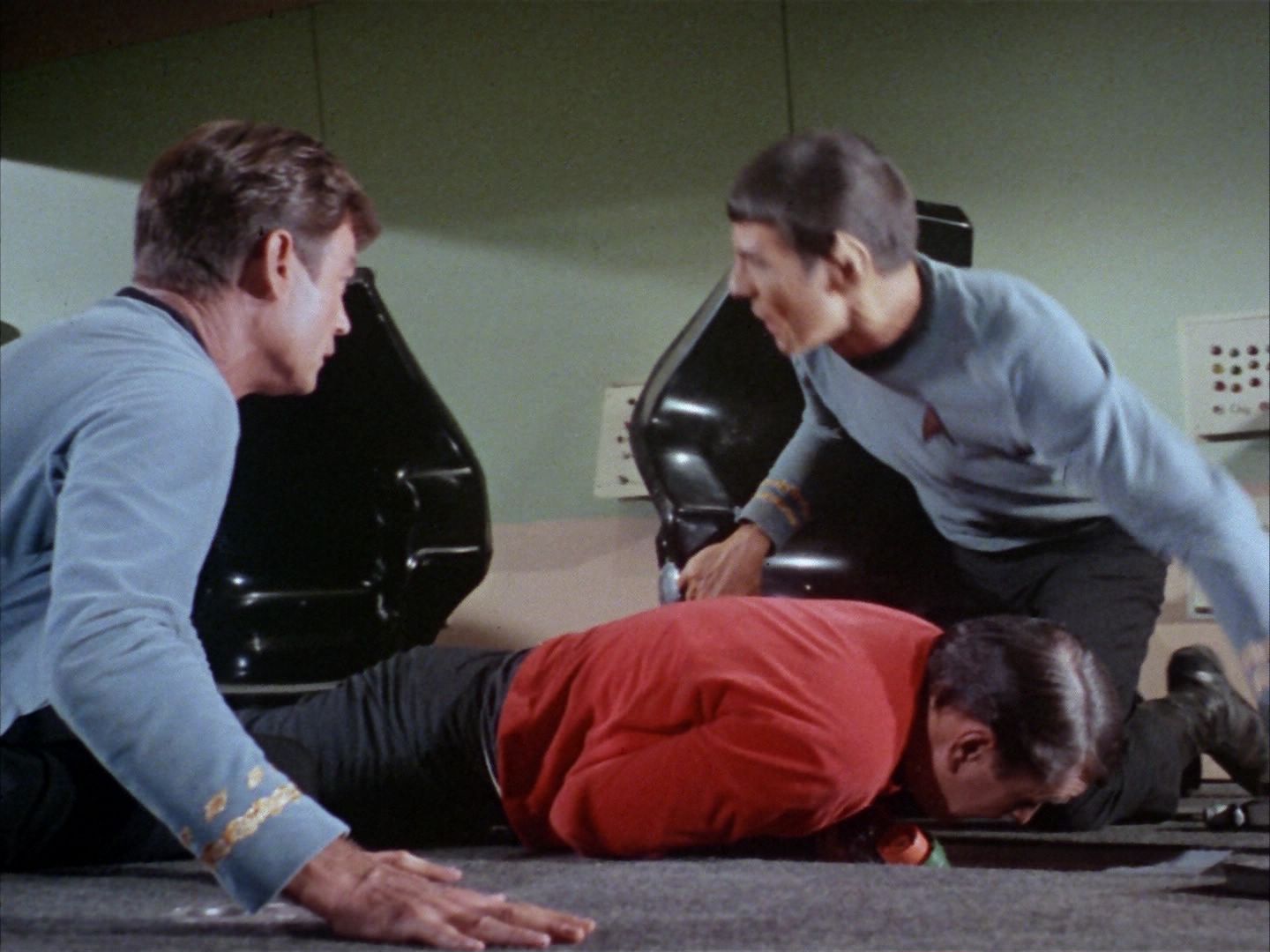 ariane179254_StarTrek_1x16_TheGalileoSeven_2106.jpg