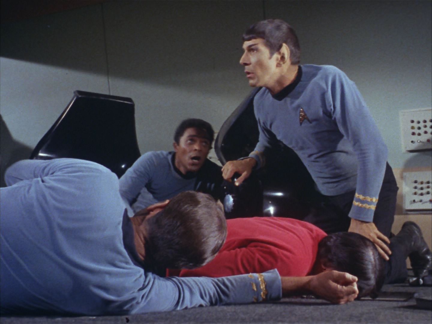 ariane179254_StarTrek_1x16_TheGalileoSeven_2169.jpg