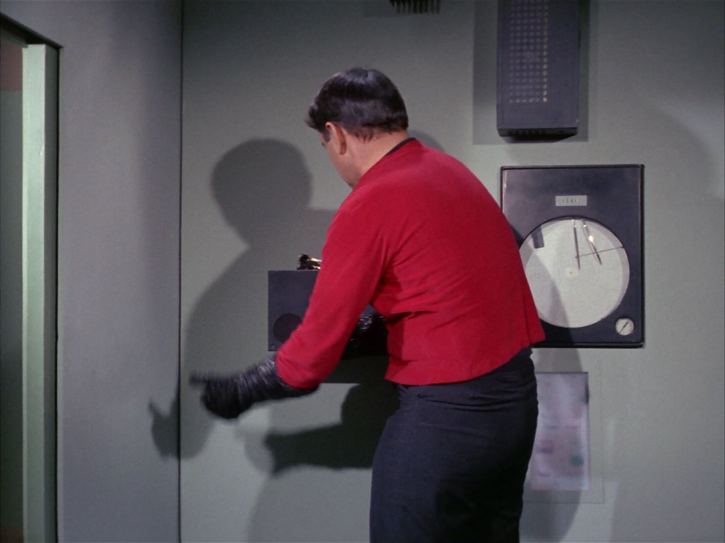 ariane179254_StarTrek_1x16_TheGalileoSeven_2290.jpg