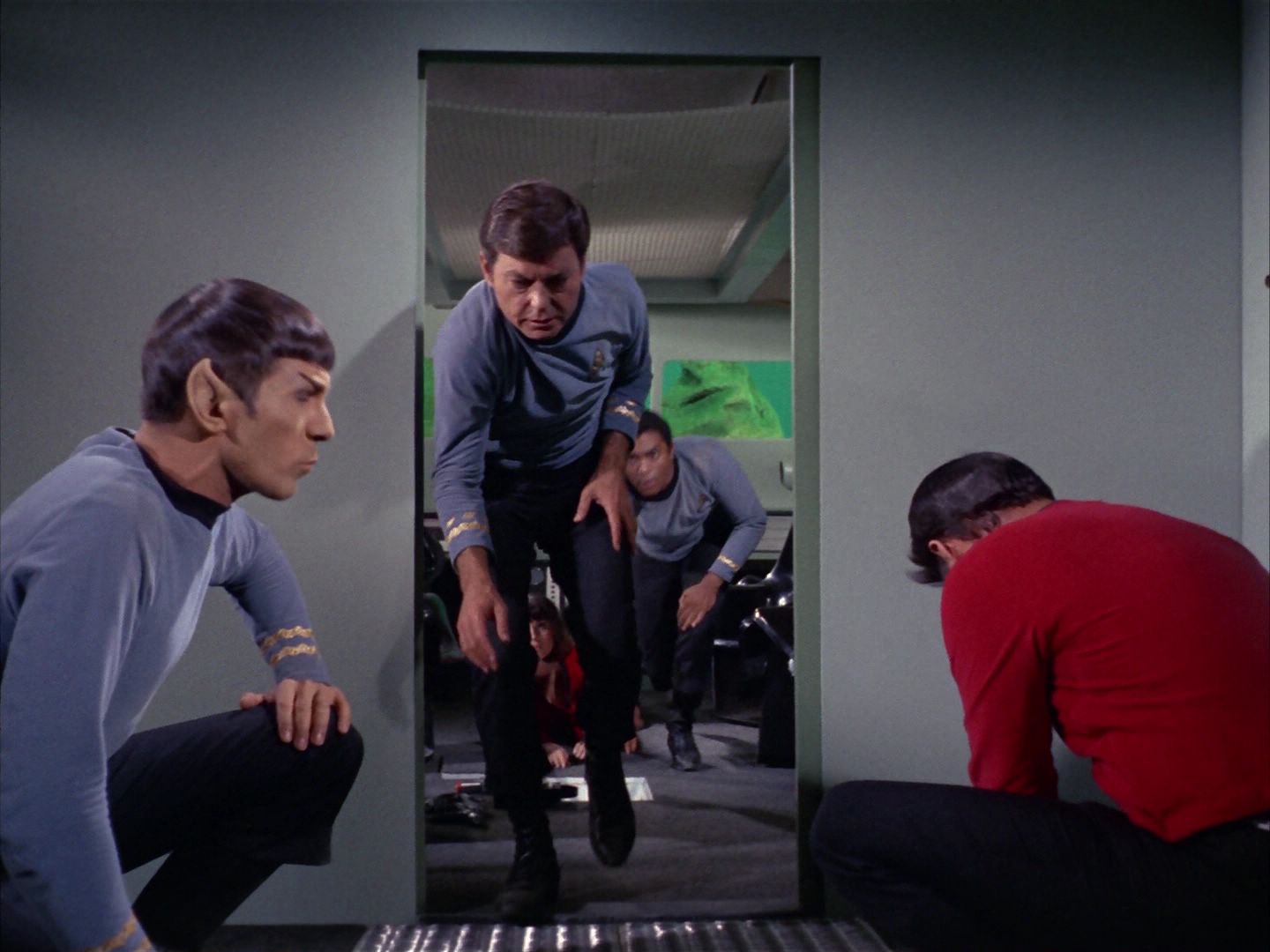 ariane179254_StarTrek_1x16_TheGalileoSeven_2326.jpg