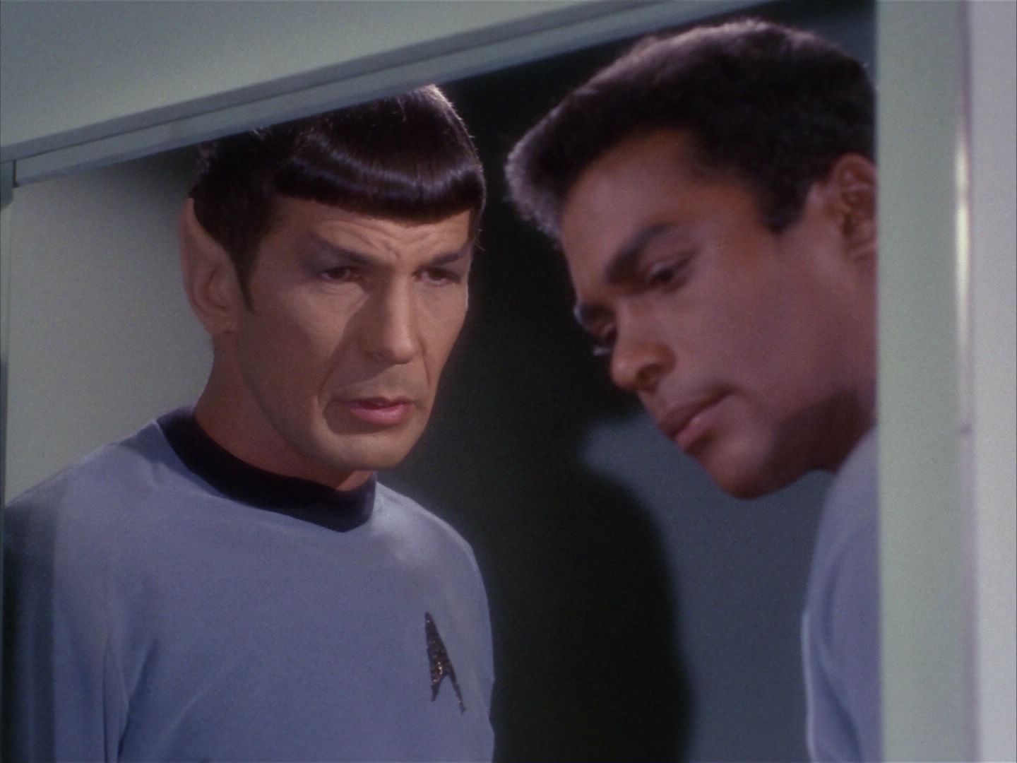 ariane179254_StarTrek_1x16_TheGalileoSeven_2366.jpg