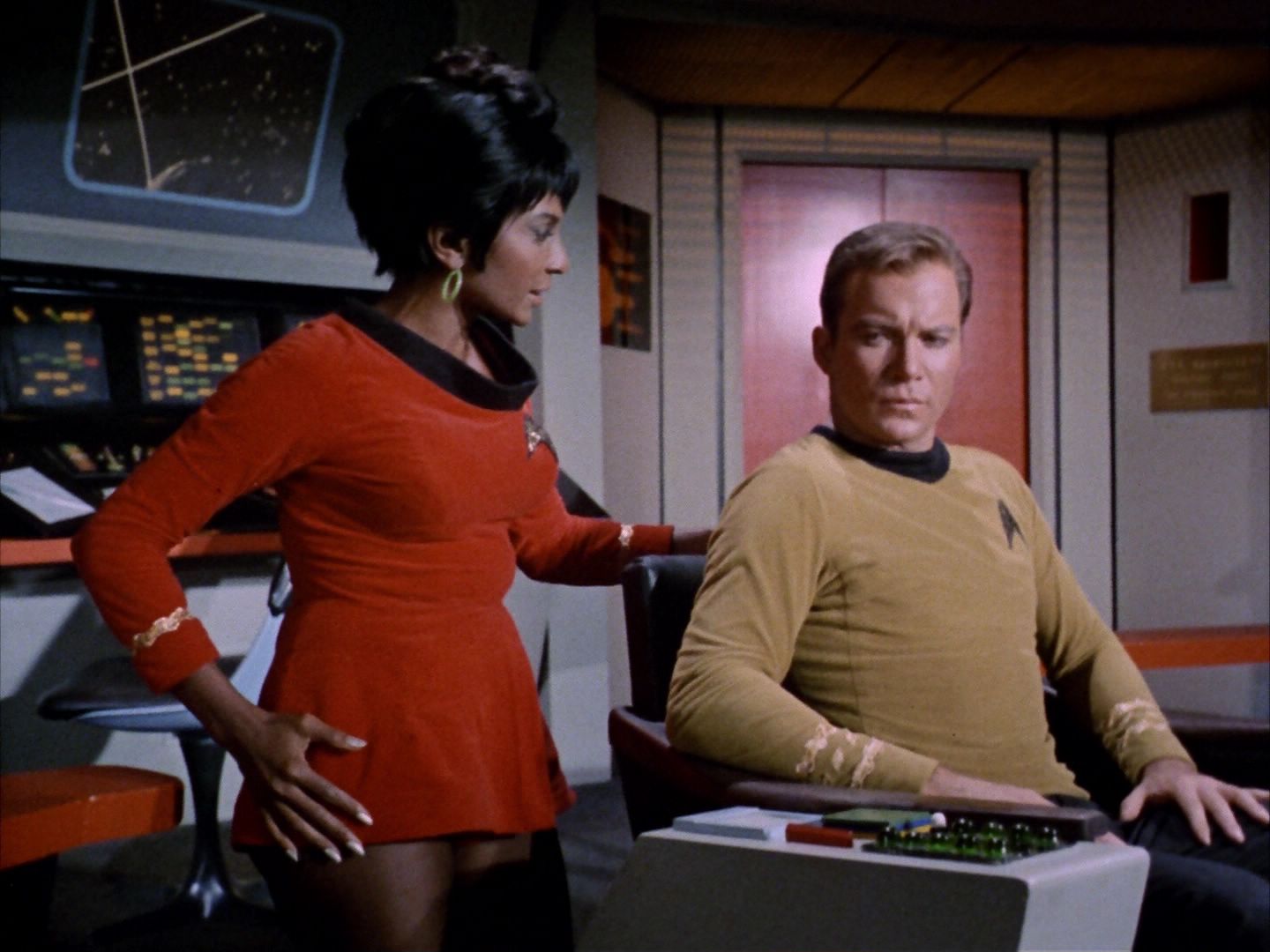 ariane179254_StarTrek_1x16_TheGalileoSeven_2531.jpg