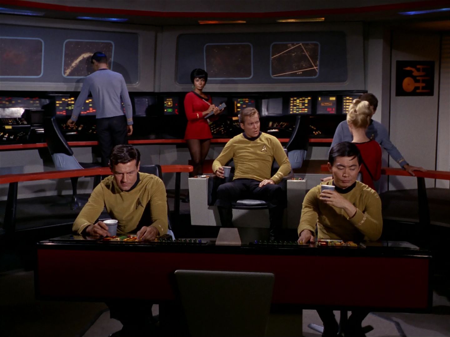 ariane179254_StarTrek_1x17_TheSquireOfGothos_0020.jpg