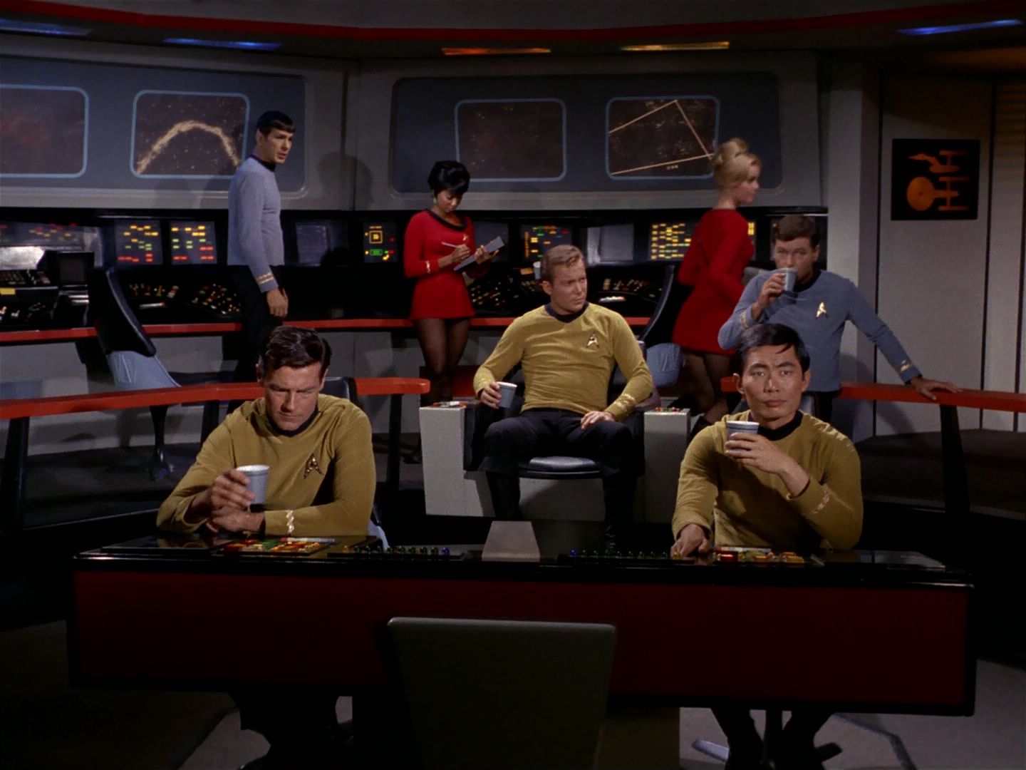ariane179254_StarTrek_1x17_TheSquireOfGothos_0023.jpg