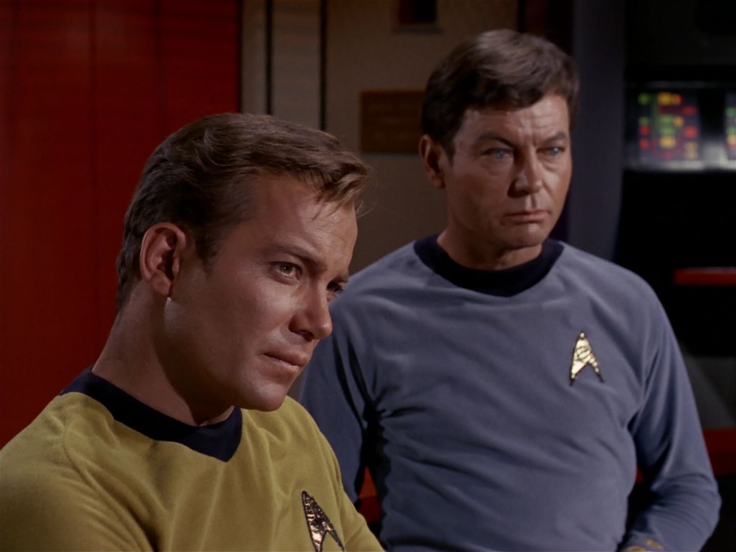ariane179254_StarTrek_1x17_TheSquireOfGothos_0087.jpg