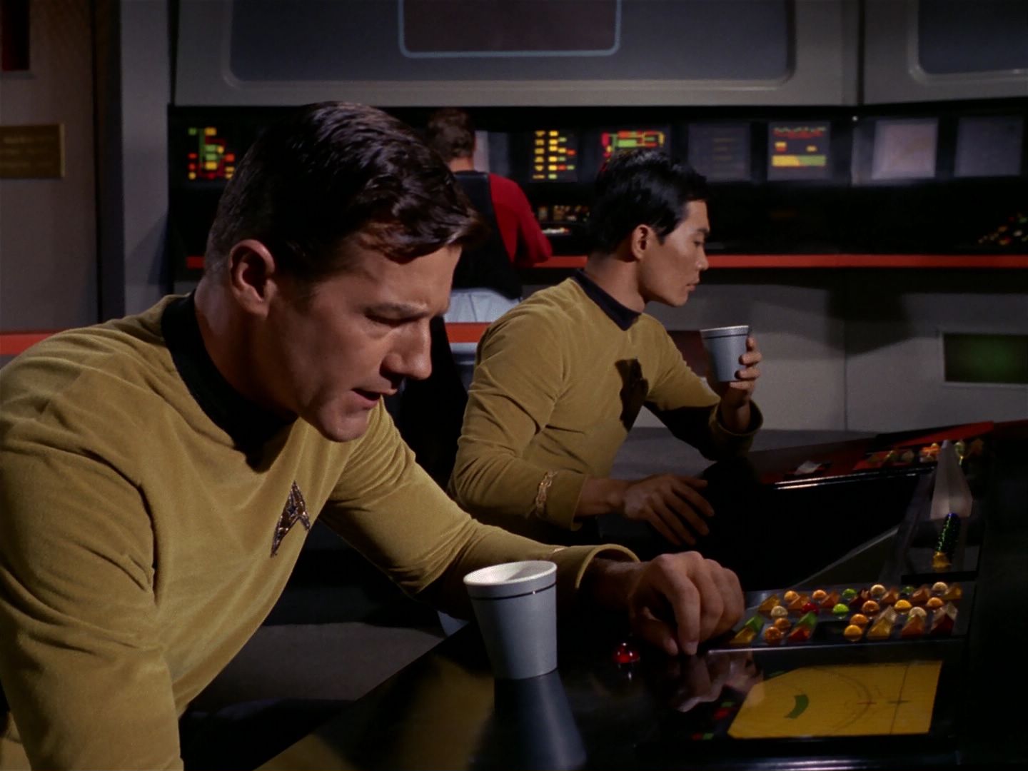 ariane179254_StarTrek_1x17_TheSquireOfGothos_0090.jpg