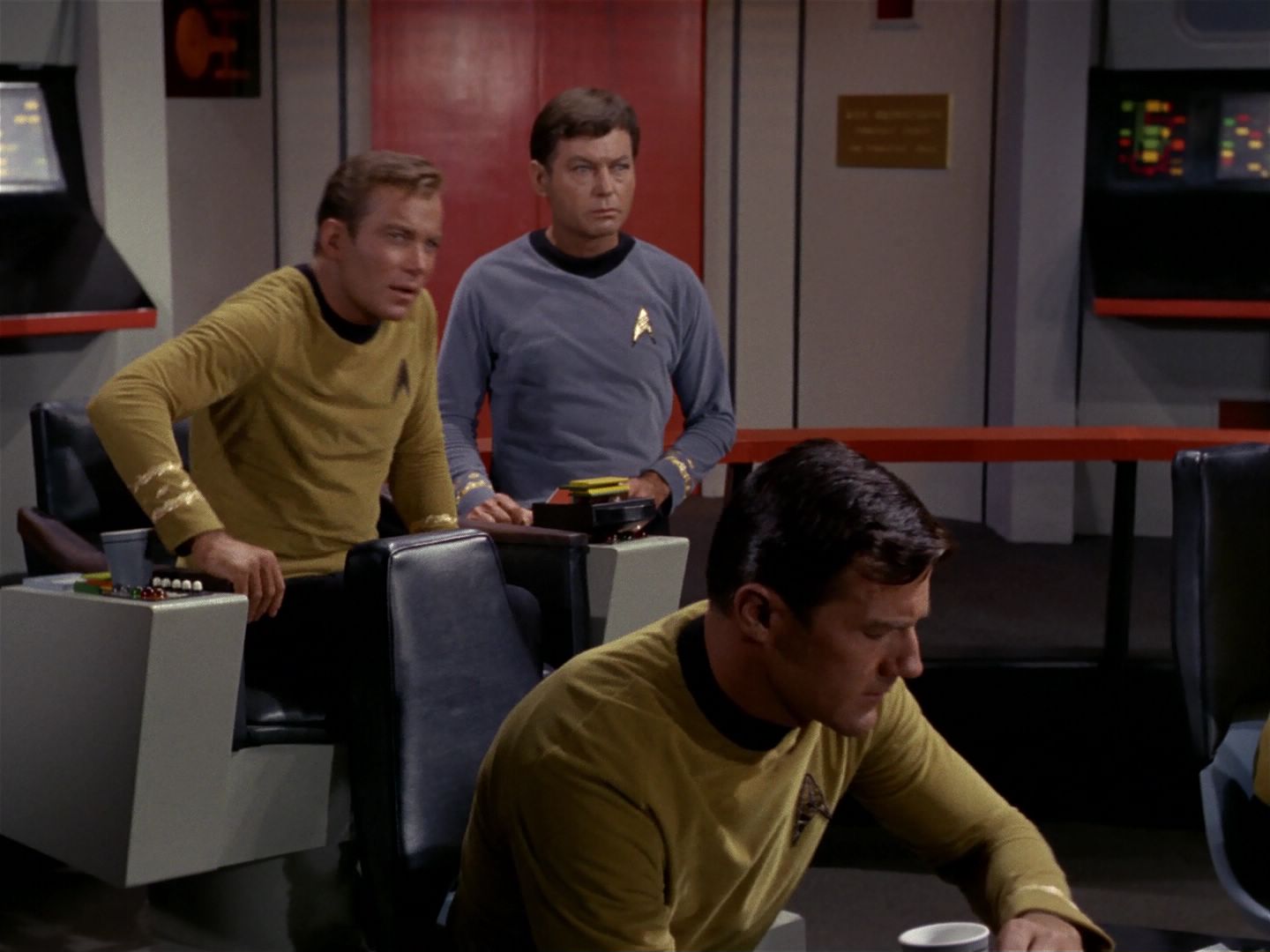 ariane179254_StarTrek_1x17_TheSquireOfGothos_0110.jpg