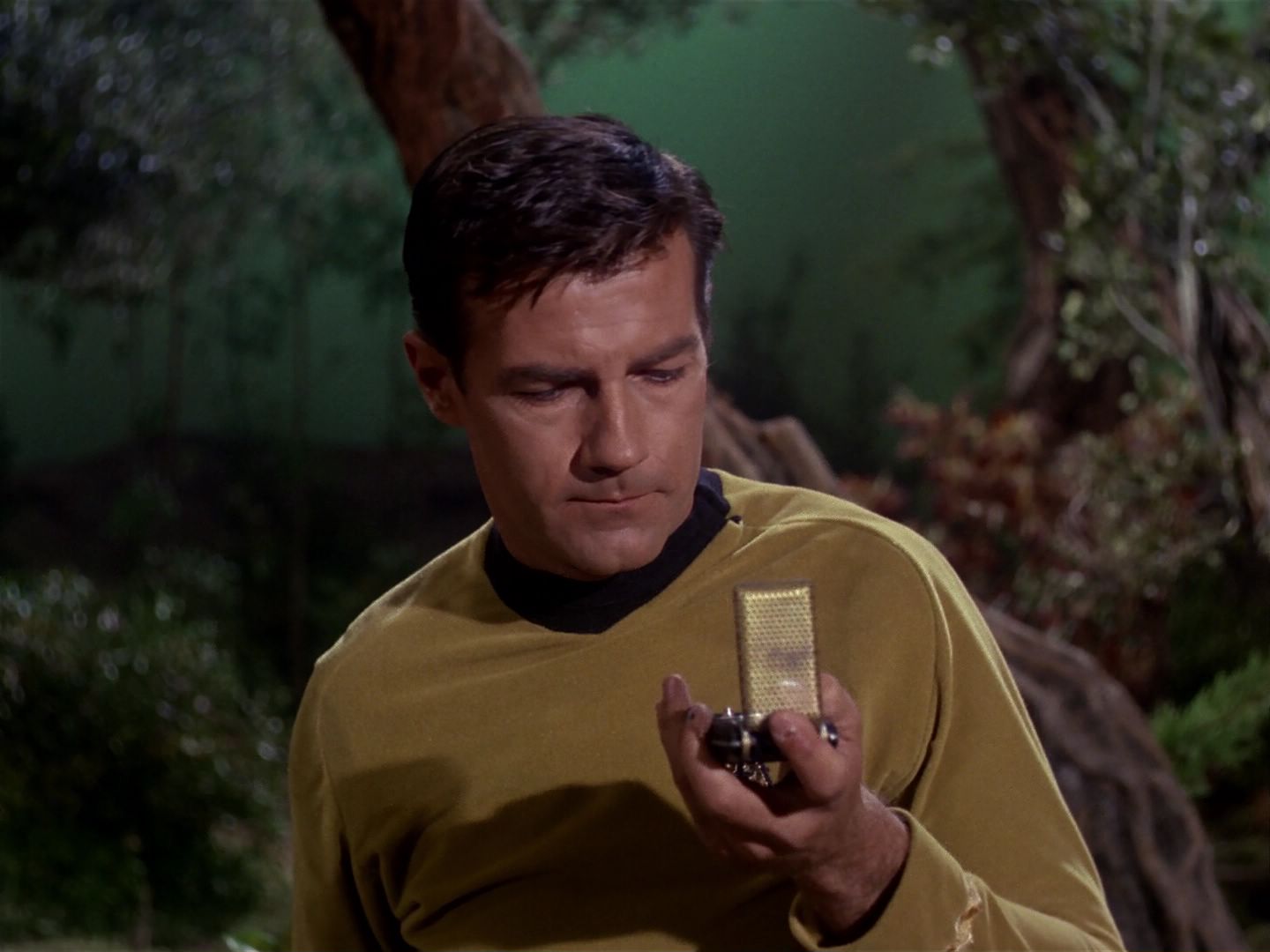 ariane179254_StarTrek_1x17_TheSquireOfGothos_0469.jpg