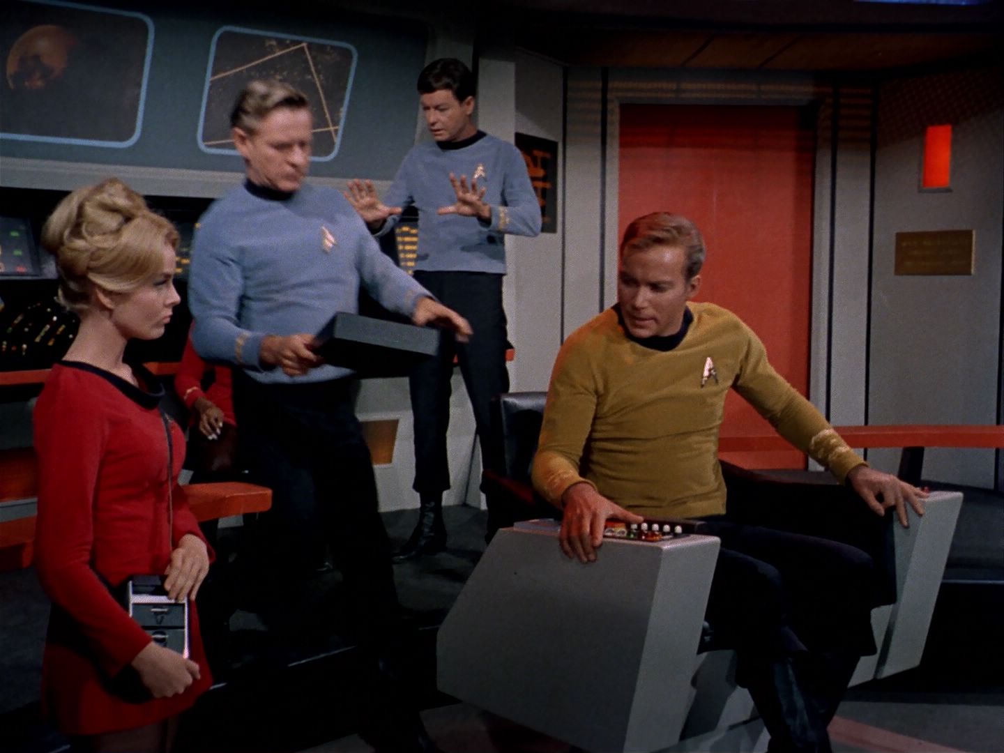 ariane179254_StarTrek_1x17_TheSquireOfGothos_1392.jpg