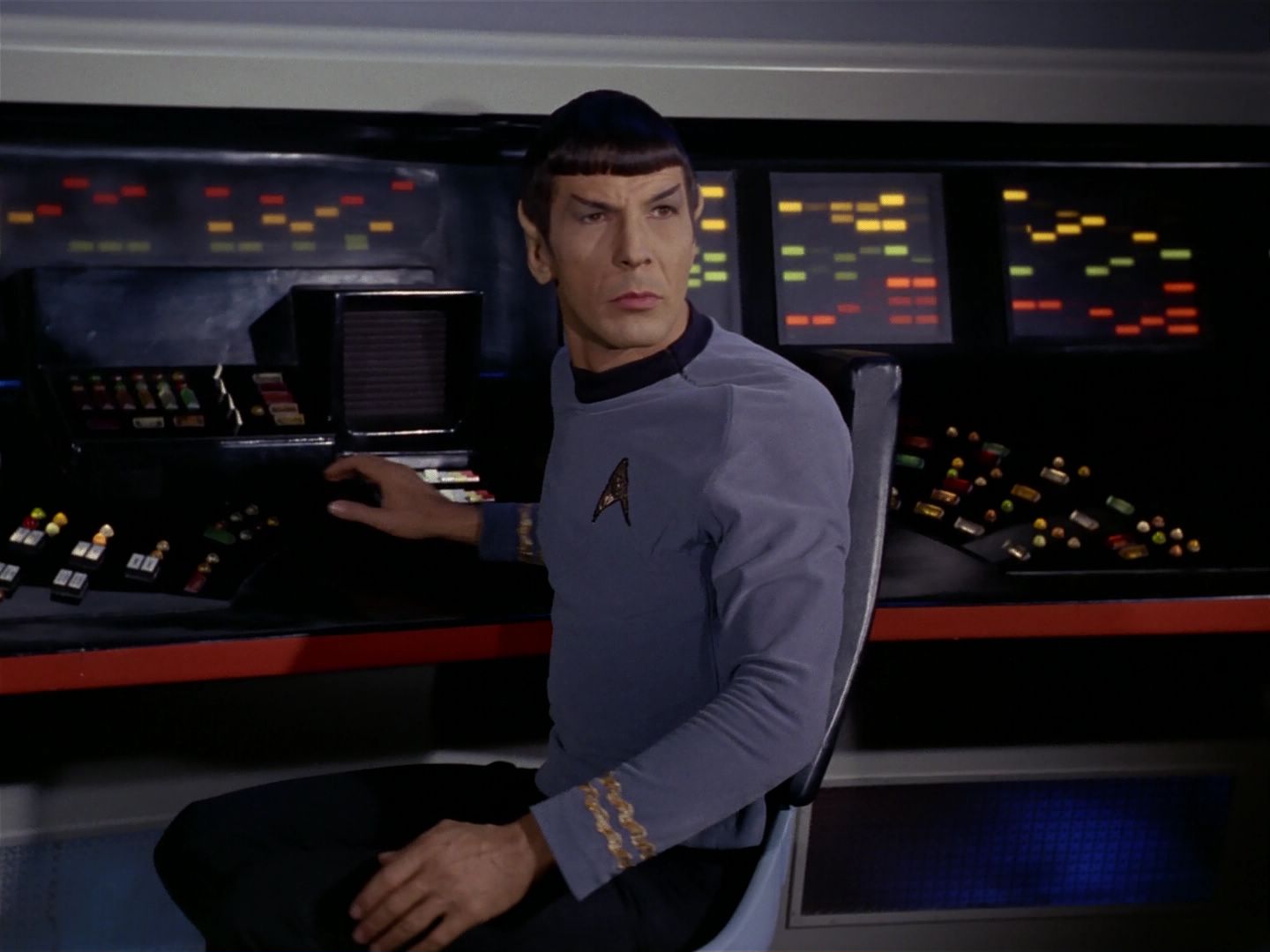 ariane179254_StarTrek_1x17_TheSquireOfGothos_1409.jpg