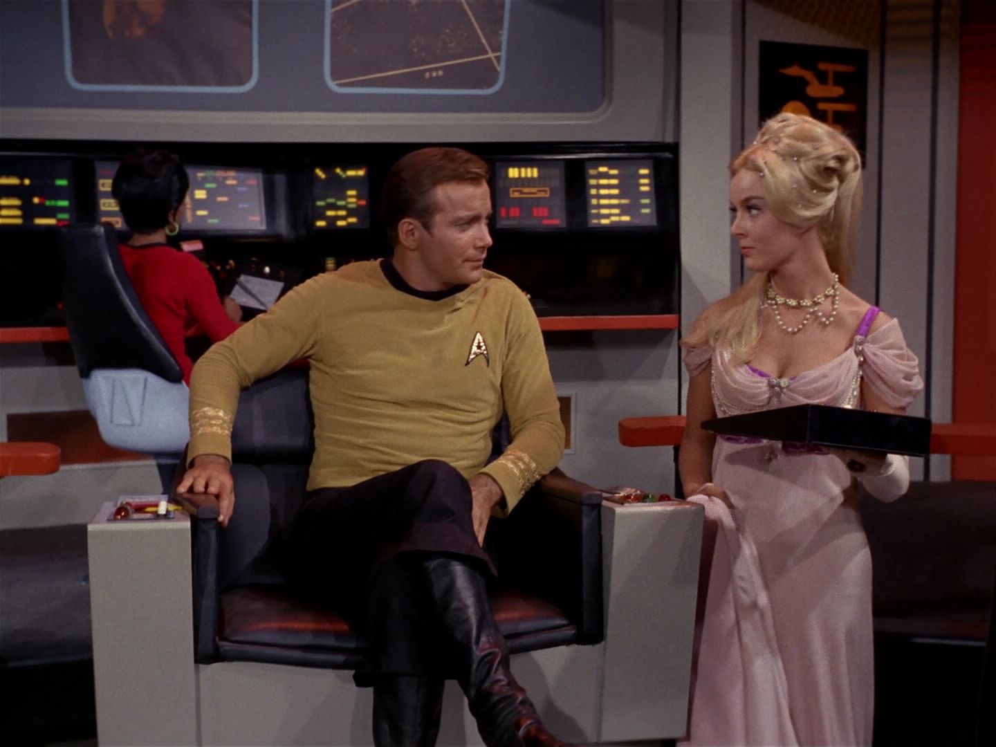 ariane179254_StarTrek_1x17_TheSquireOfGothos_2214.jpg