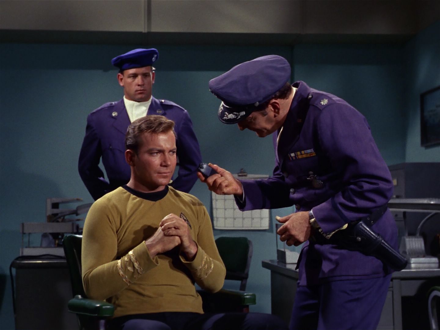 ariane179254_StarTrek_1x19_TomorrowIsYesterday_2266.jpg