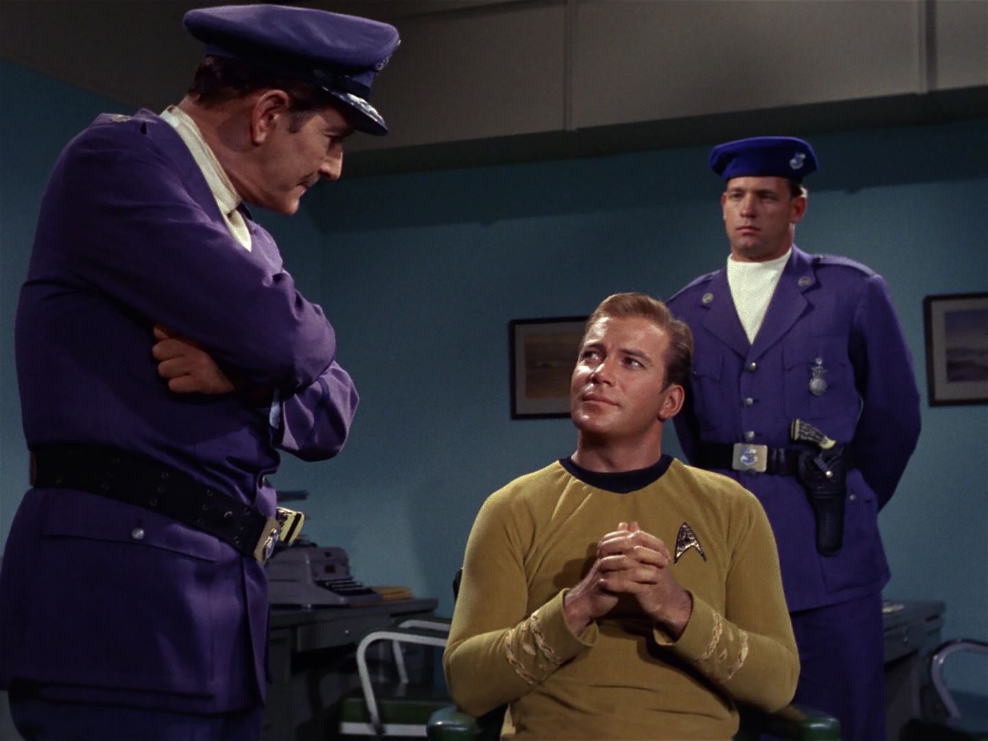 ariane179254_StarTrek_1x19_TomorrowIsYesterday_2290.jpg