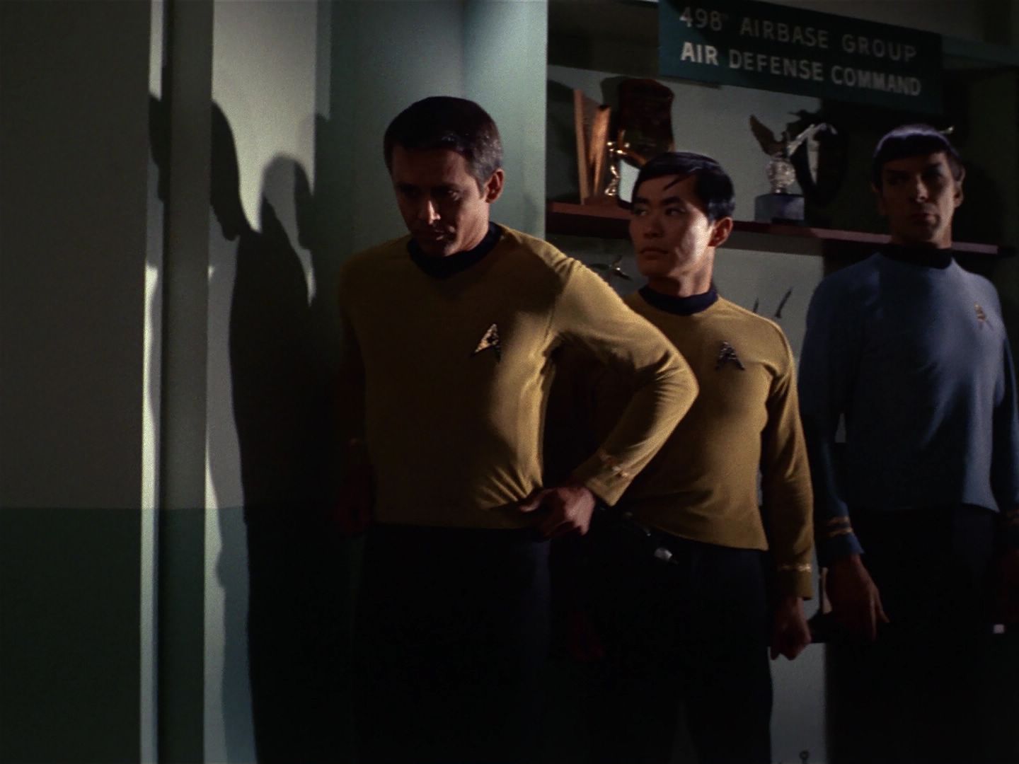 ariane179254_StarTrek_1x19_TomorrowIsYesterday_2511.jpg