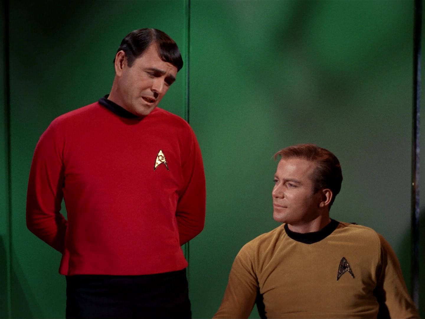 ariane179254_StarTrek_1x19_TomorrowIsYesterday_2718.jpg