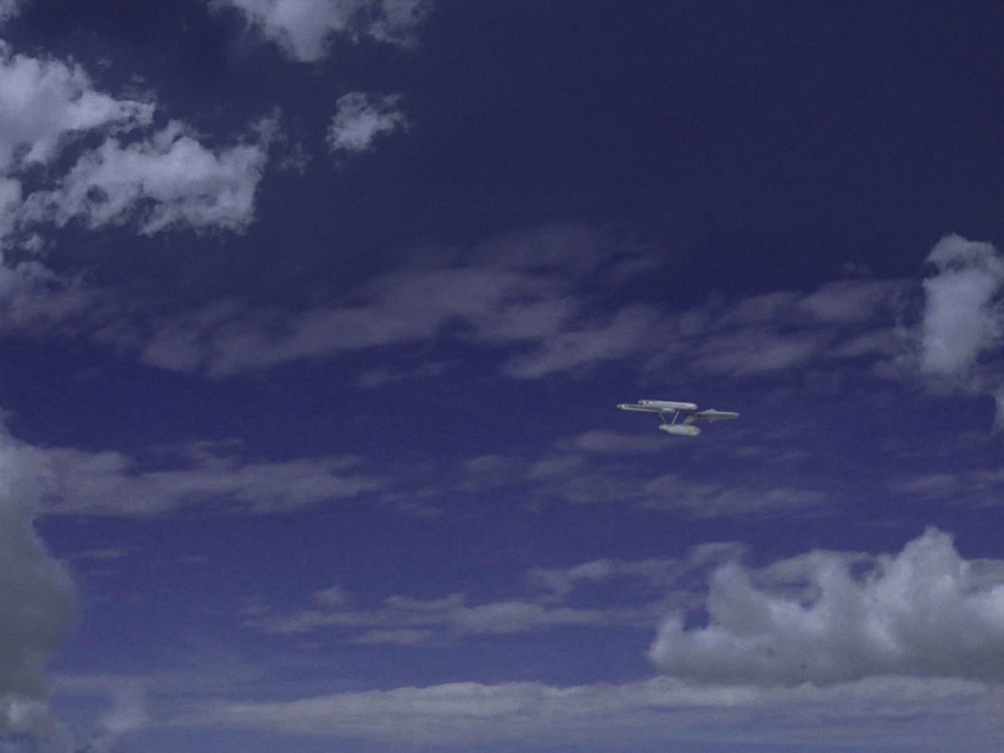 ariane179254_StarTrek_1x19_TomorrowIsYesterday-NewEffects_0009.jpg