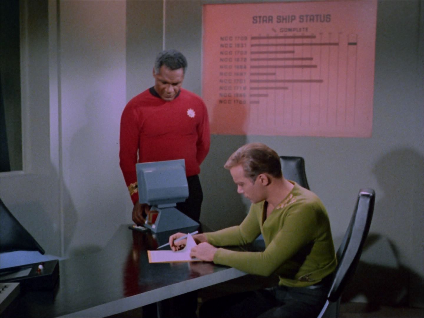 ariane179254_StarTrek_1x20_CourtMartial_0033.jpg