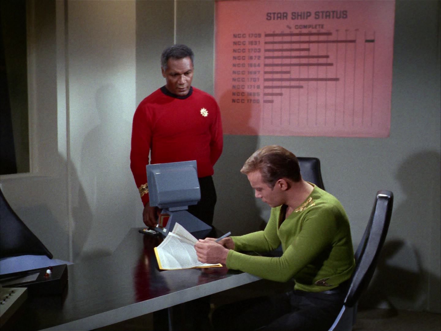 ariane179254_StarTrek_1x20_CourtMartial_0043.jpg