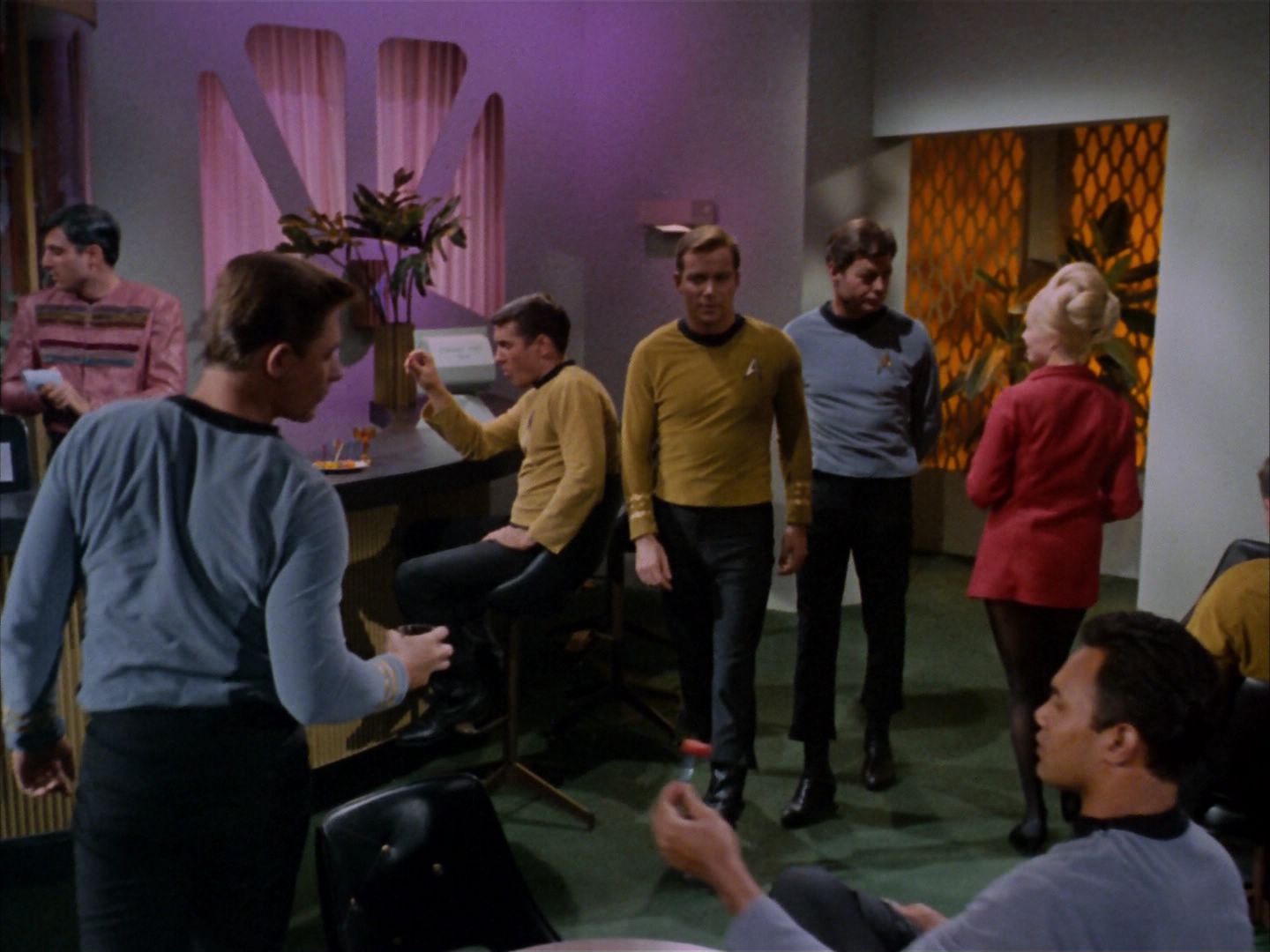 ariane179254_StarTrek_1x20_CourtMartial_0258.jpg