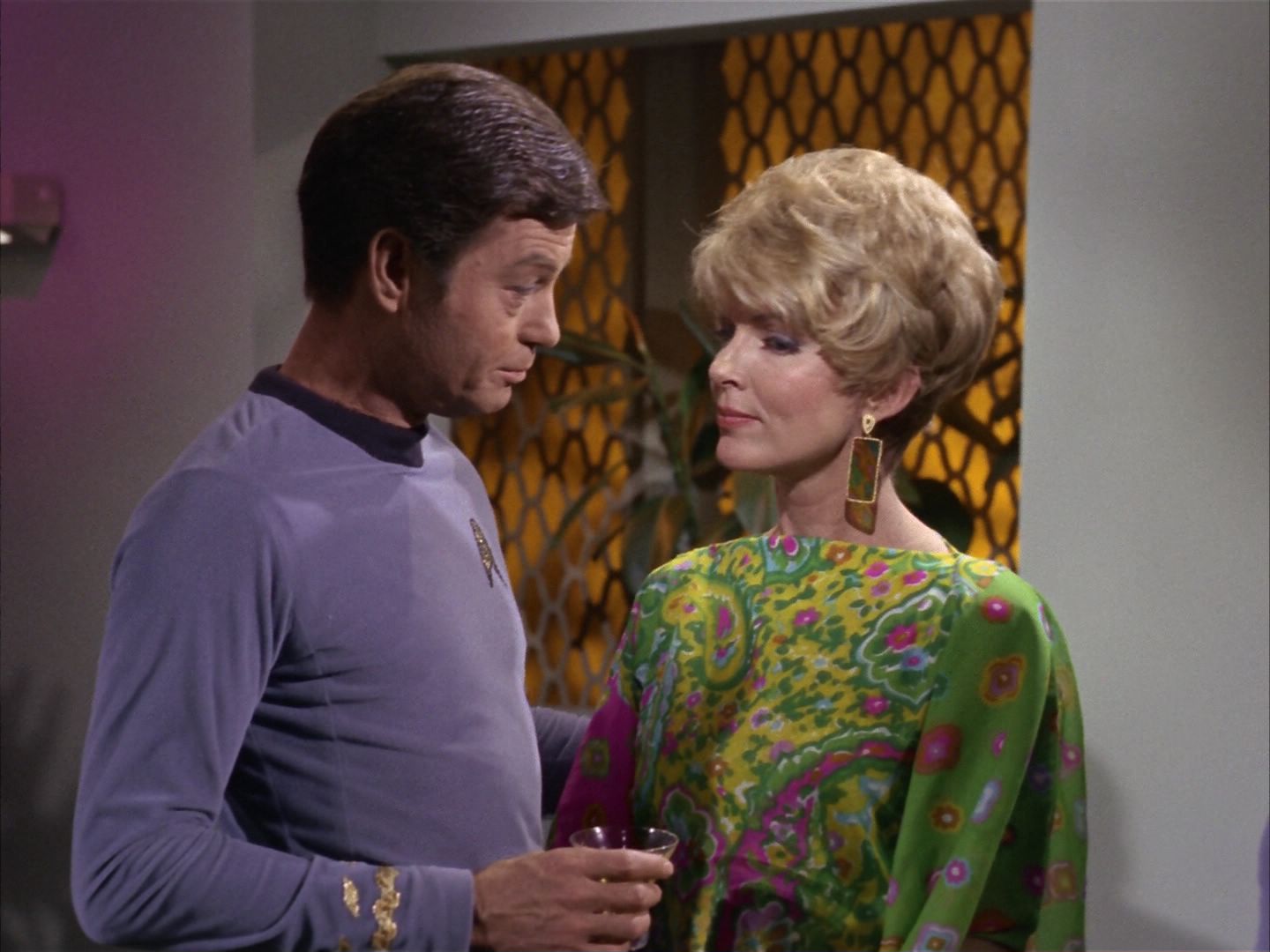 ariane179254_StarTrek_1x20_CourtMartial_0375.jpg