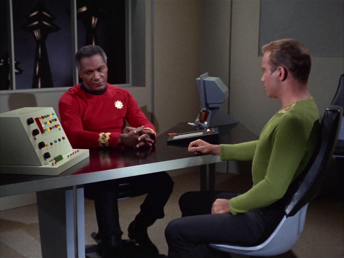ariane179254_StarTrek_1x20_CourtMartial_0396.jpg