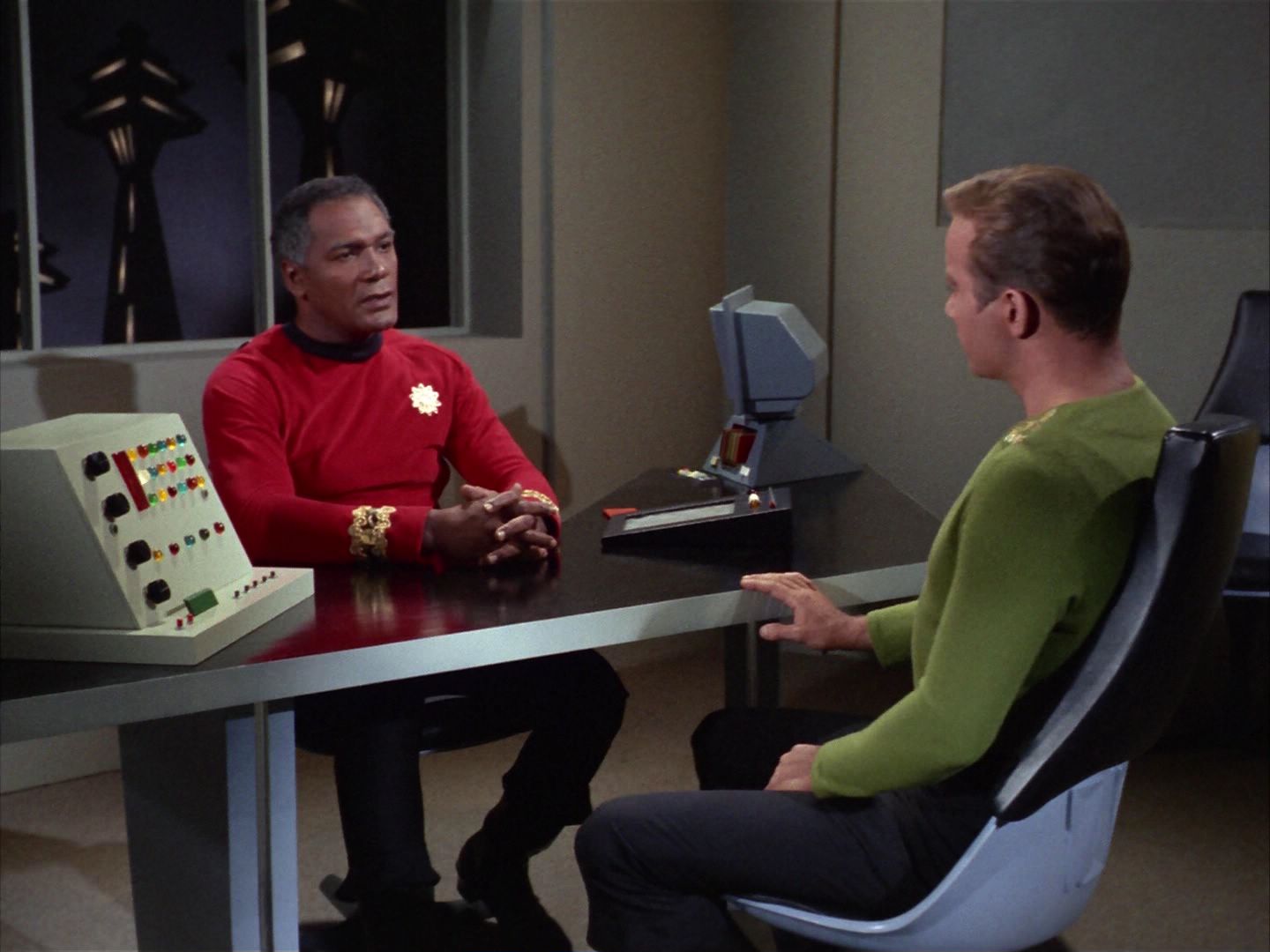 ariane179254_StarTrek_1x20_CourtMartial_0404.jpg