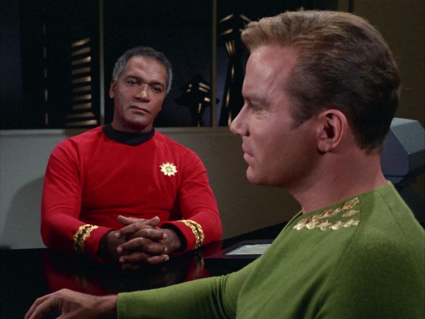 ariane179254_StarTrek_1x20_CourtMartial_0512.jpg