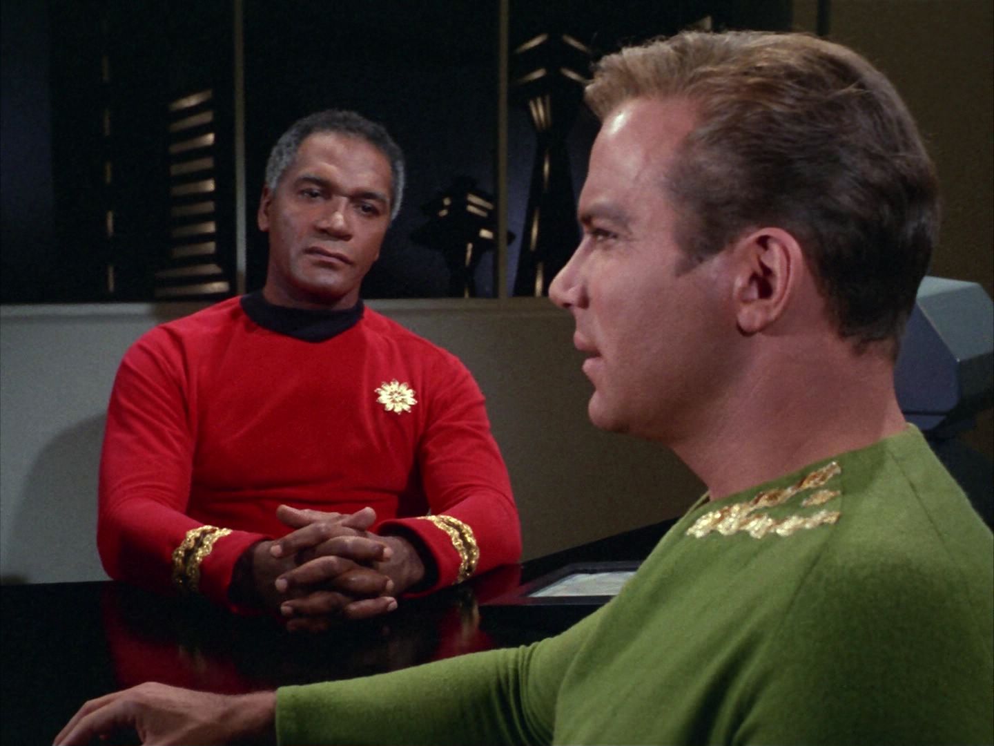 ariane179254_StarTrek_1x20_CourtMartial_0517.jpg