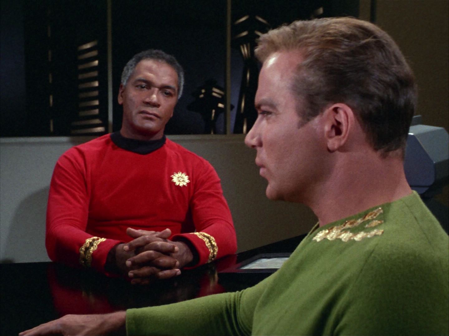 ariane179254_StarTrek_1x20_CourtMartial_0524.jpg
