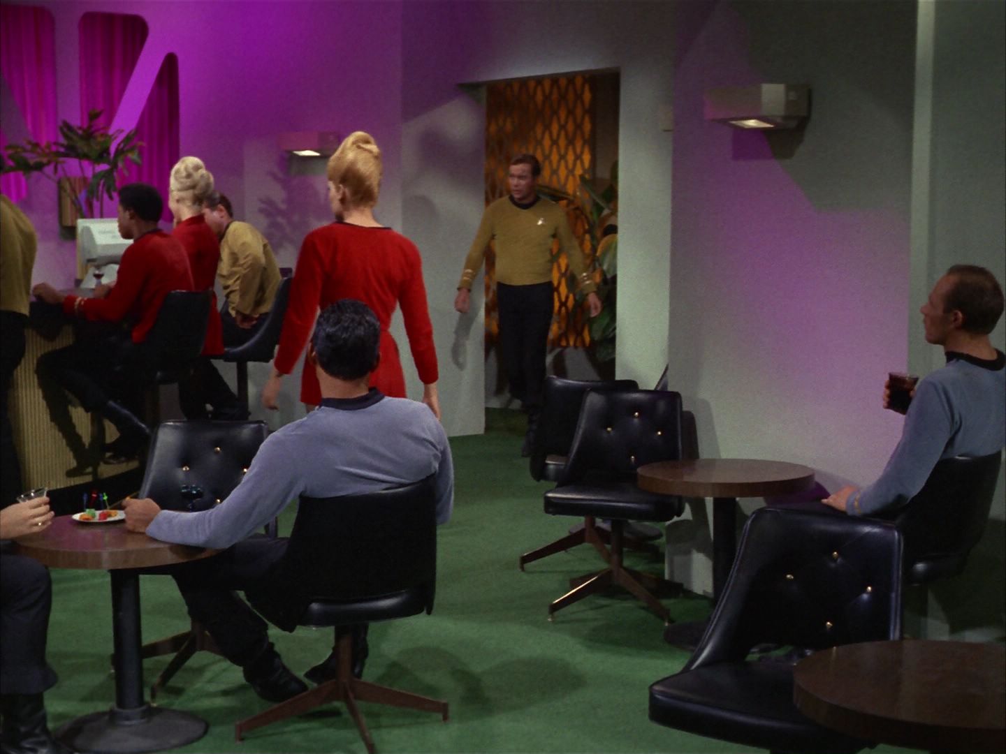 ariane179254_StarTrek_1x20_CourtMartial_0677.jpg