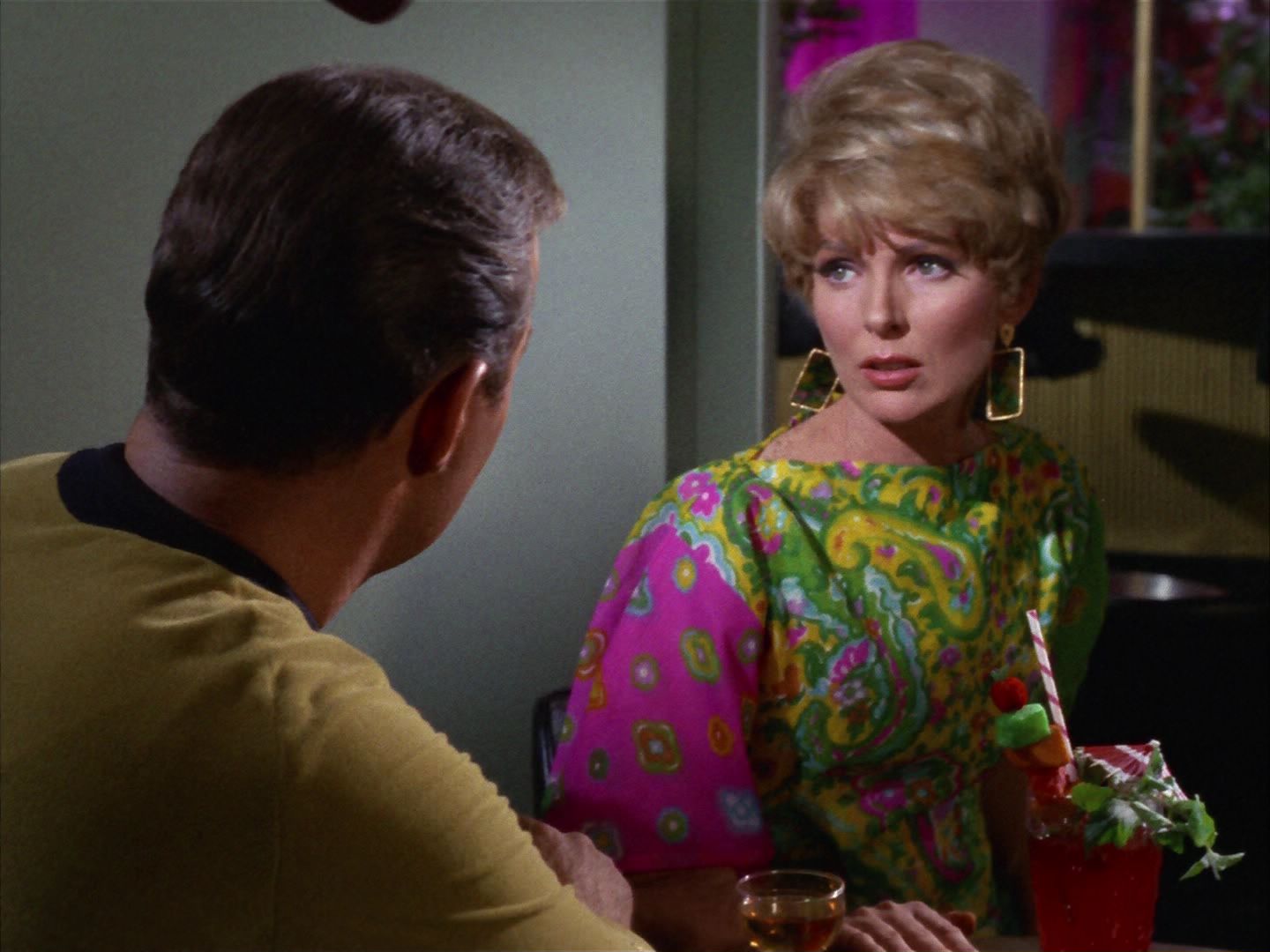 ariane179254_StarTrek_1x20_CourtMartial_0825.jpg