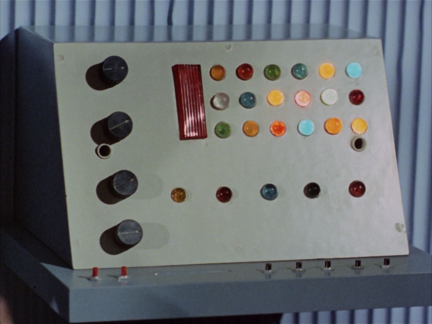 ariane179254_StarTrek_1x20_CourtMartial_1003.jpg