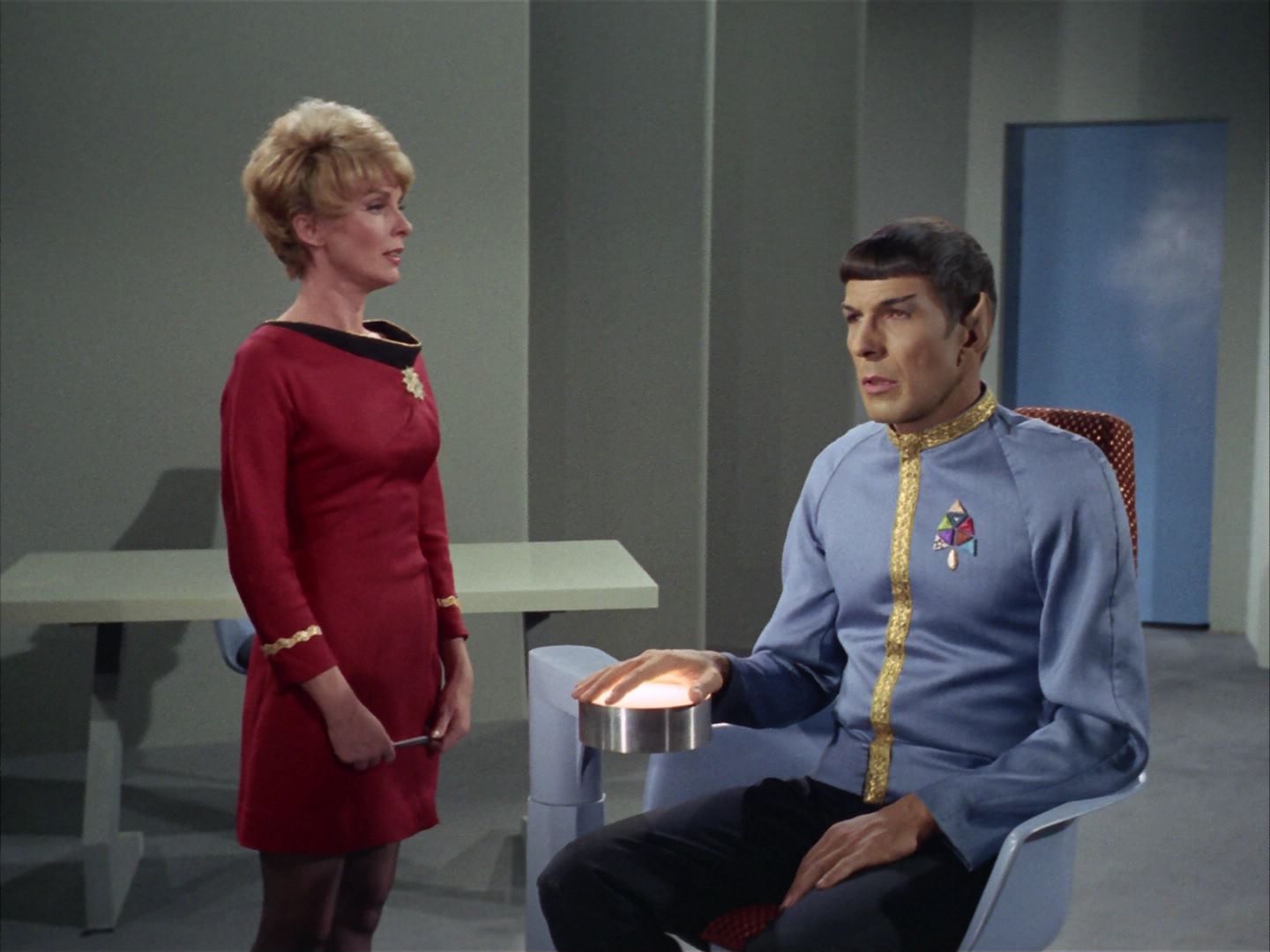 ariane179254_StarTrek_1x20_CourtMartial_1206.jpg
