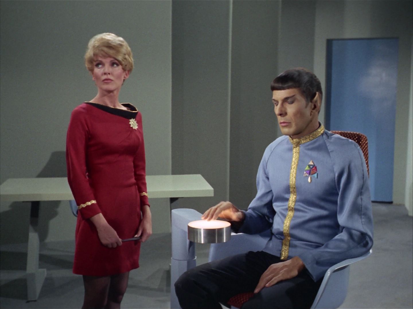 ariane179254_StarTrek_1x20_CourtMartial_1210.jpg