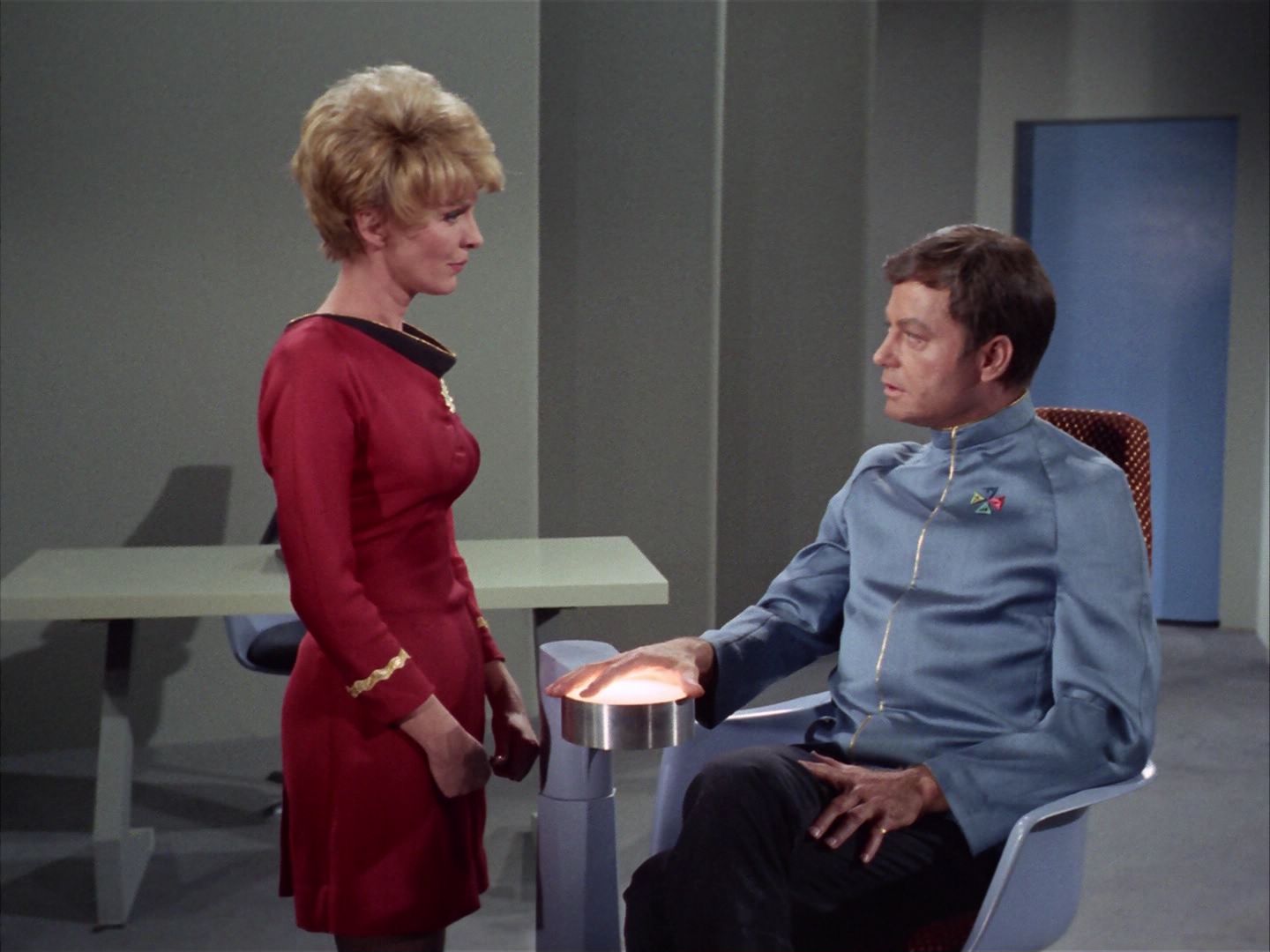 ariane179254_StarTrek_1x20_CourtMartial_1413.jpg