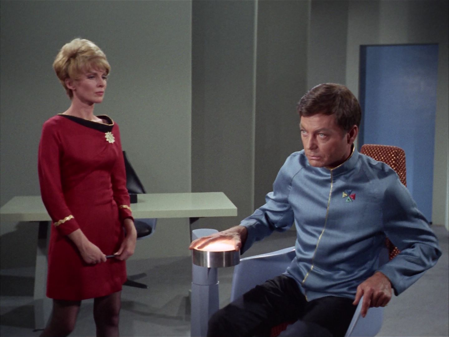 ariane179254_StarTrek_1x20_CourtMartial_1421.jpg
