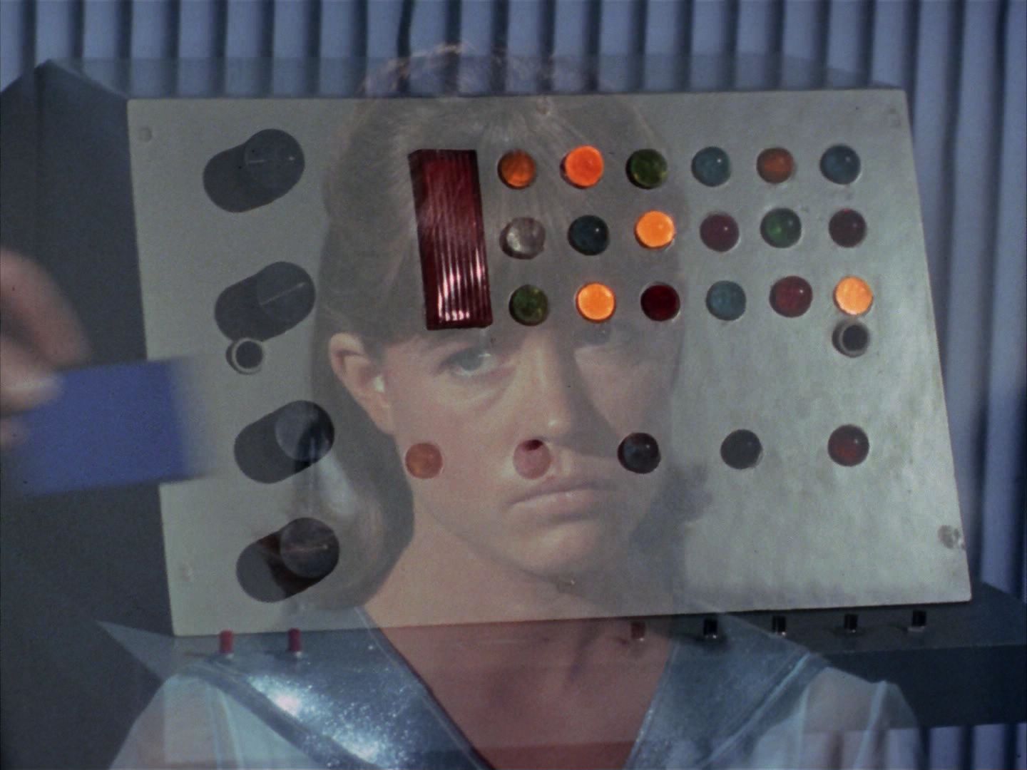 ariane179254_StarTrek_1x20_CourtMartial_1449.jpg