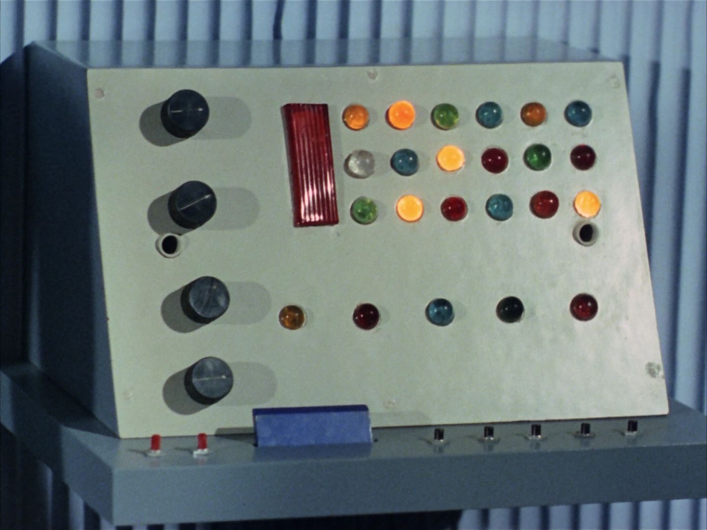 ariane179254_StarTrek_1x20_CourtMartial_1452.jpg