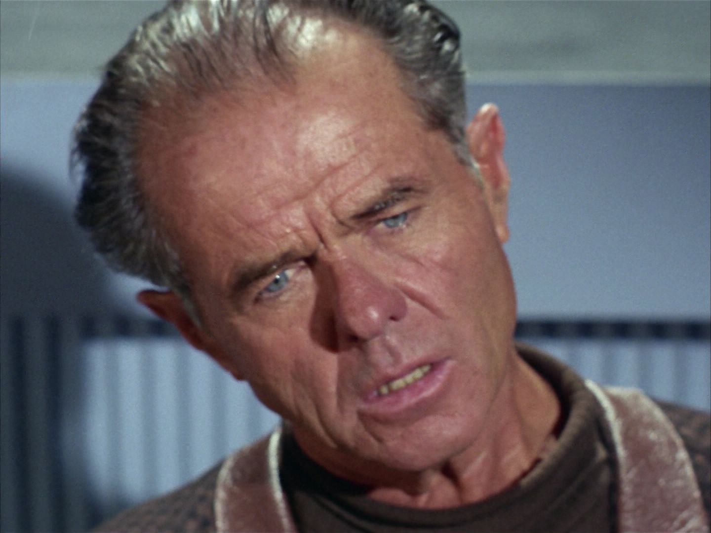 ariane179254_StarTrek_1x20_CourtMartial_1528.jpg