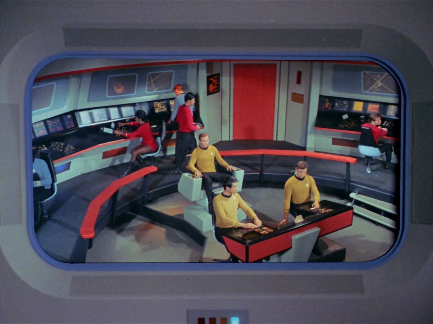 ariane179254_StarTrek_1x20_CourtMartial_1729.jpg