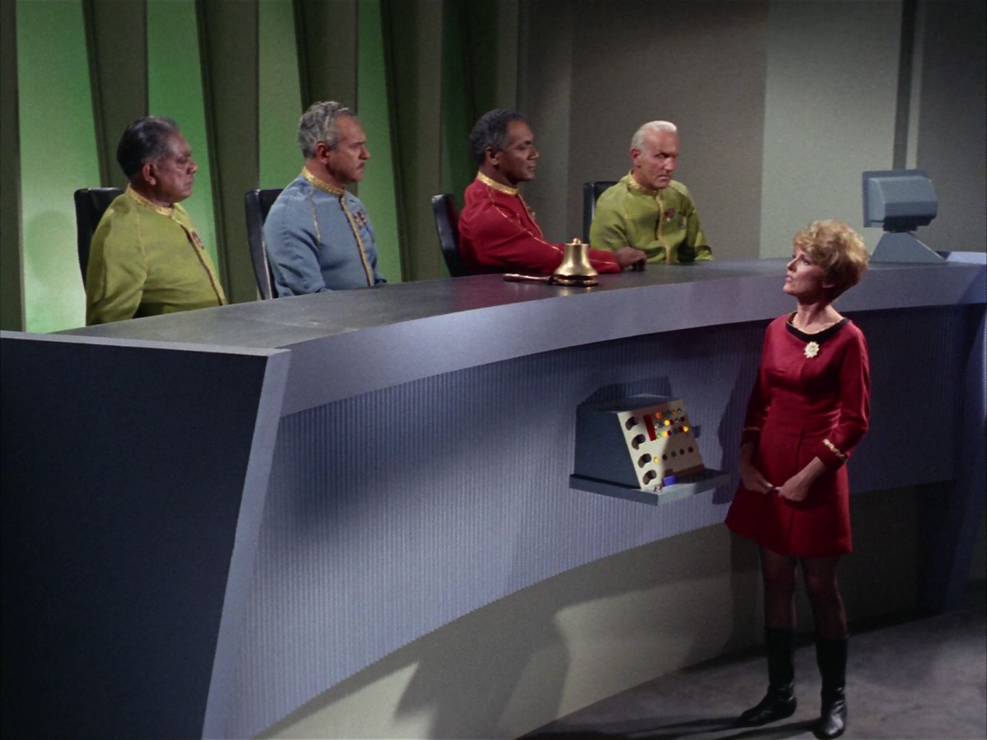 ariane179254_StarTrek_1x20_CourtMartial_1813.jpg