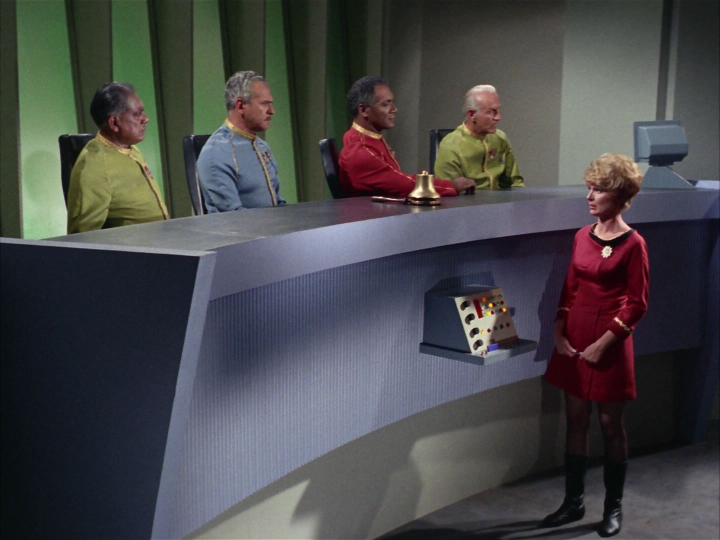 ariane179254_StarTrek_1x20_CourtMartial_1814.jpg