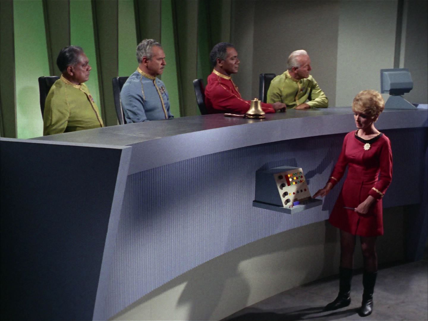 ariane179254_StarTrek_1x20_CourtMartial_1832.jpg