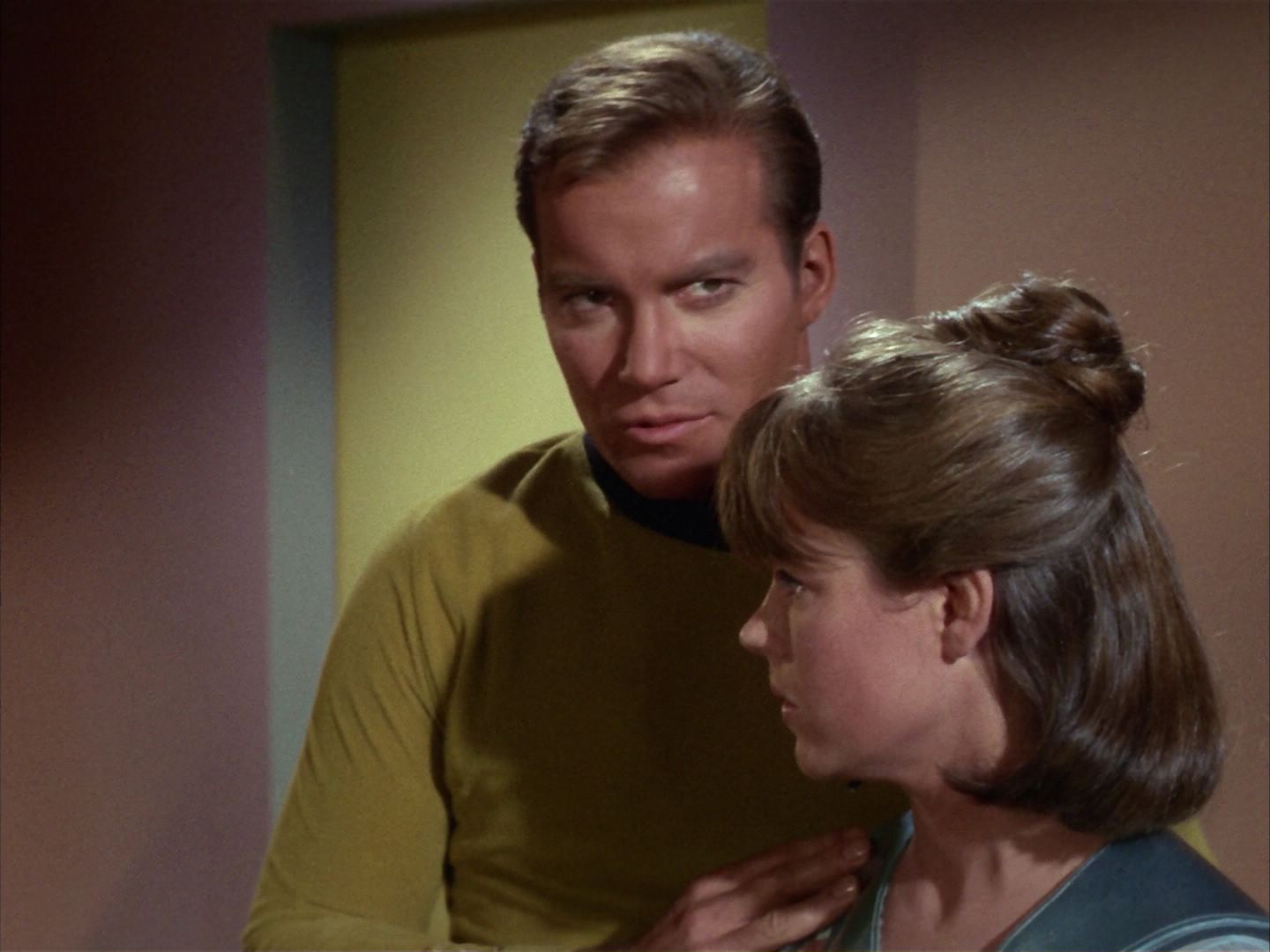 ariane179254_StarTrek_1x20_CourtMartial_2011.jpg