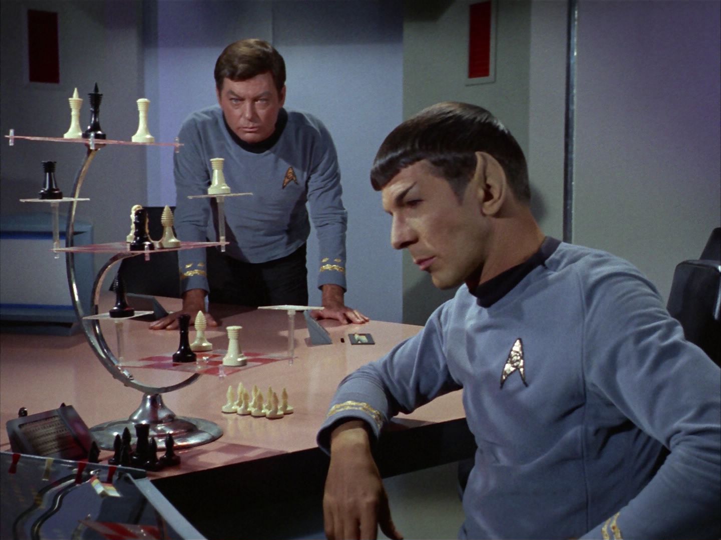 ariane179254_StarTrek_1x20_CourtMartial_2051.jpg