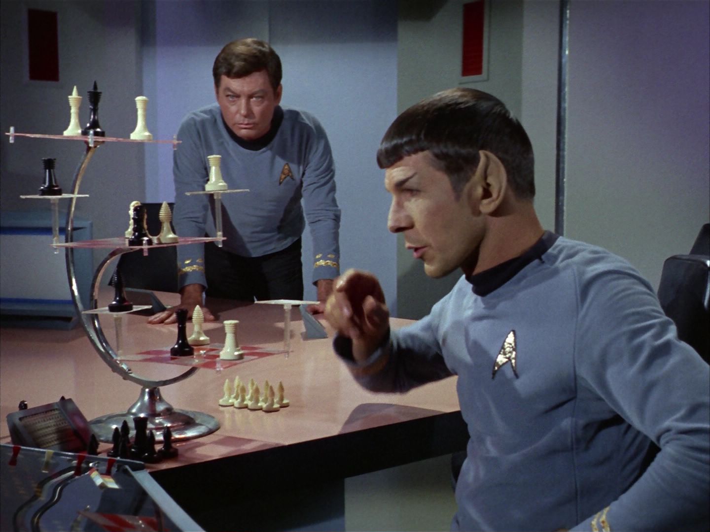 ariane179254_StarTrek_1x20_CourtMartial_2054.jpg