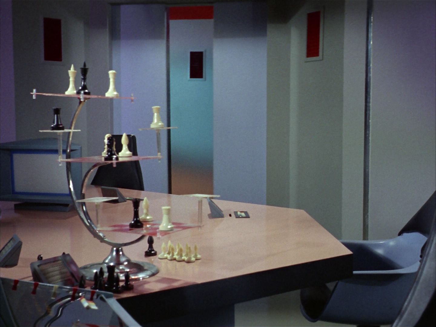 ariane179254_StarTrek_1x20_CourtMartial_2098.jpg