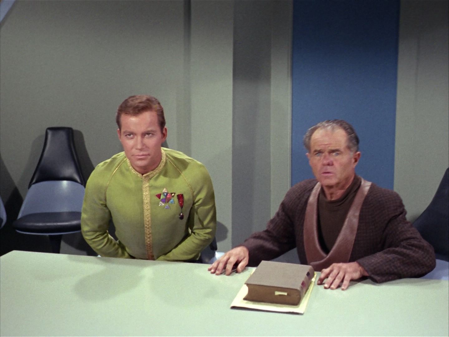 ariane179254_StarTrek_1x20_CourtMartial_2109.jpg